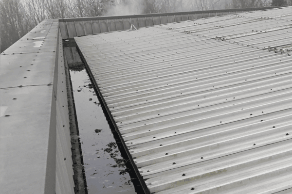 Industrial gutter cleaning specialists in Oxfordshire